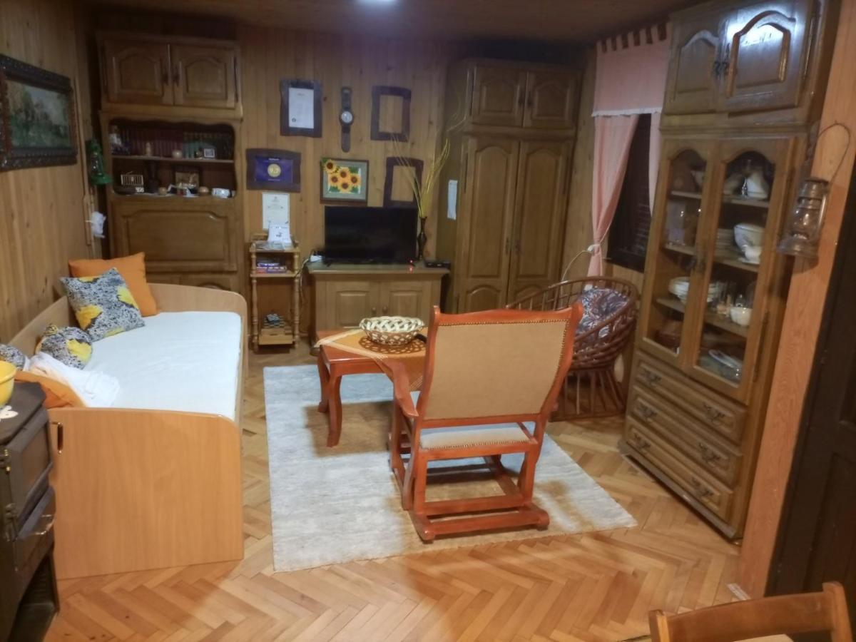 Apartamento Savinacki Kutak Takovo Exterior foto